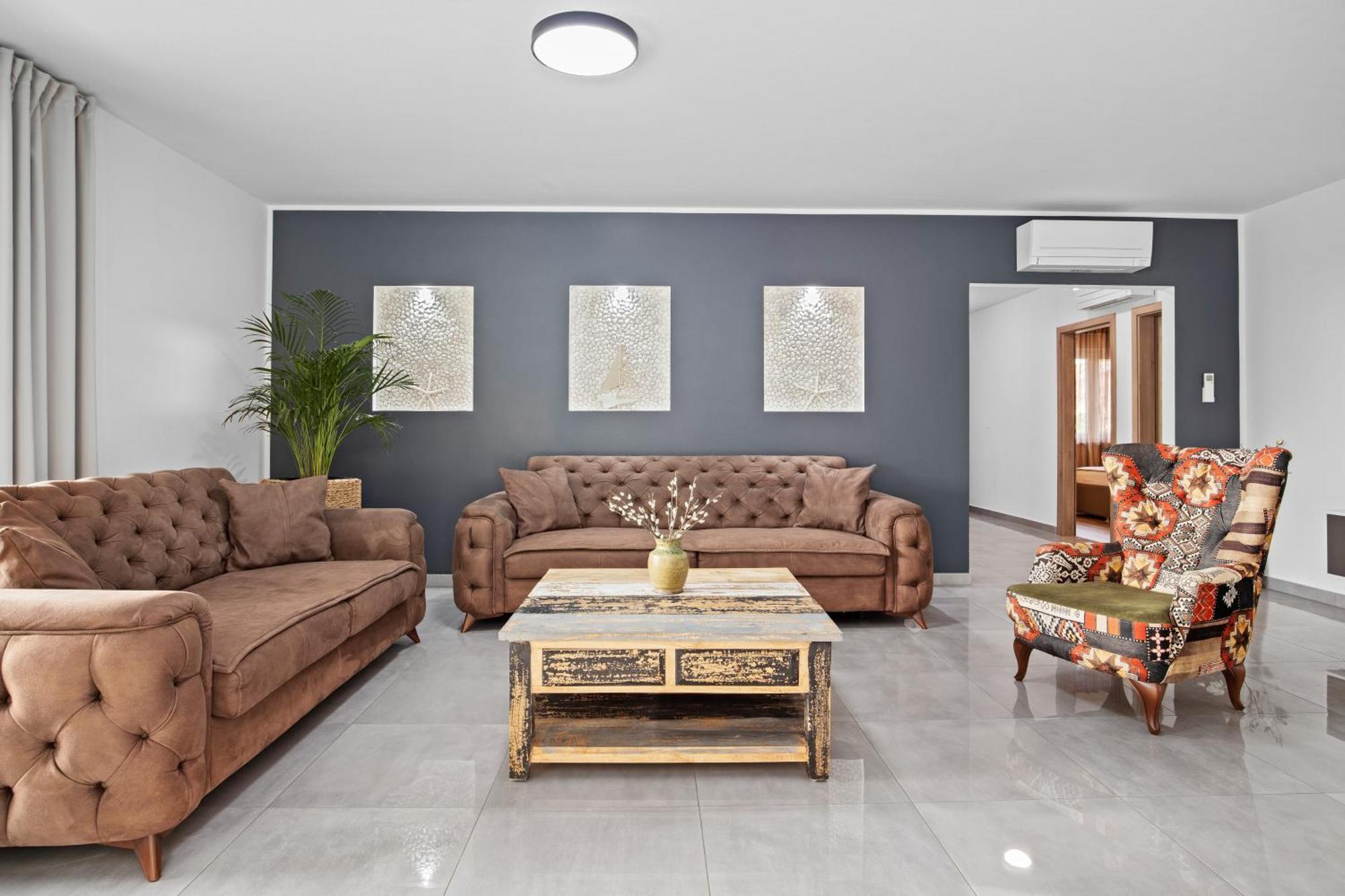 Special Offer! New Luxury Apartment With Pool, Fitness, Outdoor Bar&Grill Buje Exteriér fotografie